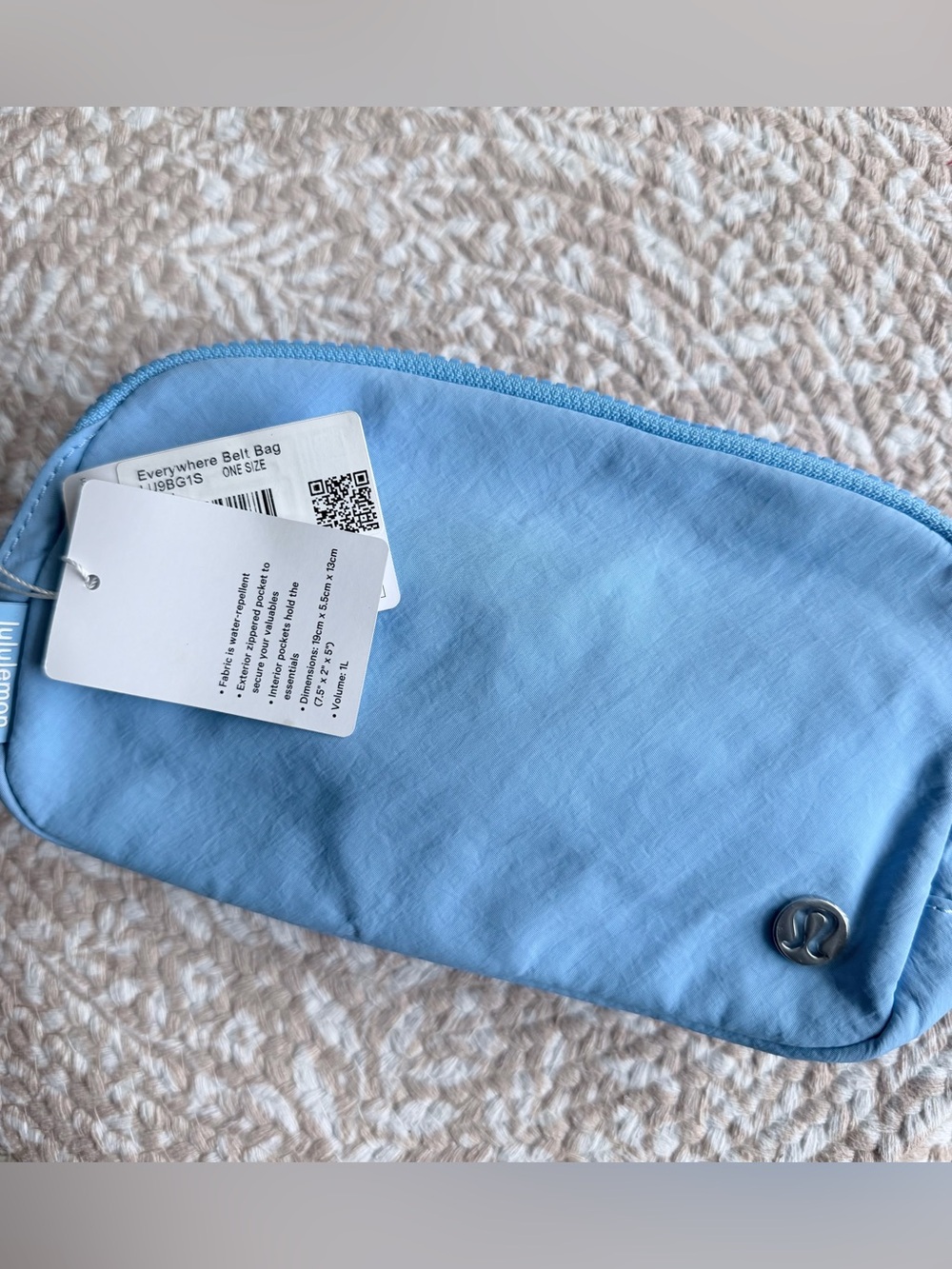 Lululemon Everywhere Belt Bag 1L Aero Blue NWT